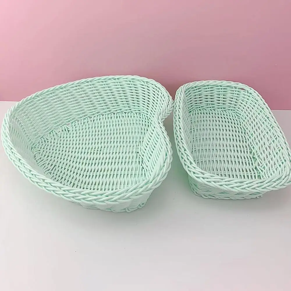New Hand Woven Imitation Rattan Basket Plastic Heart Shape Wicker Basket Storage Basket Photo Props - Image 2